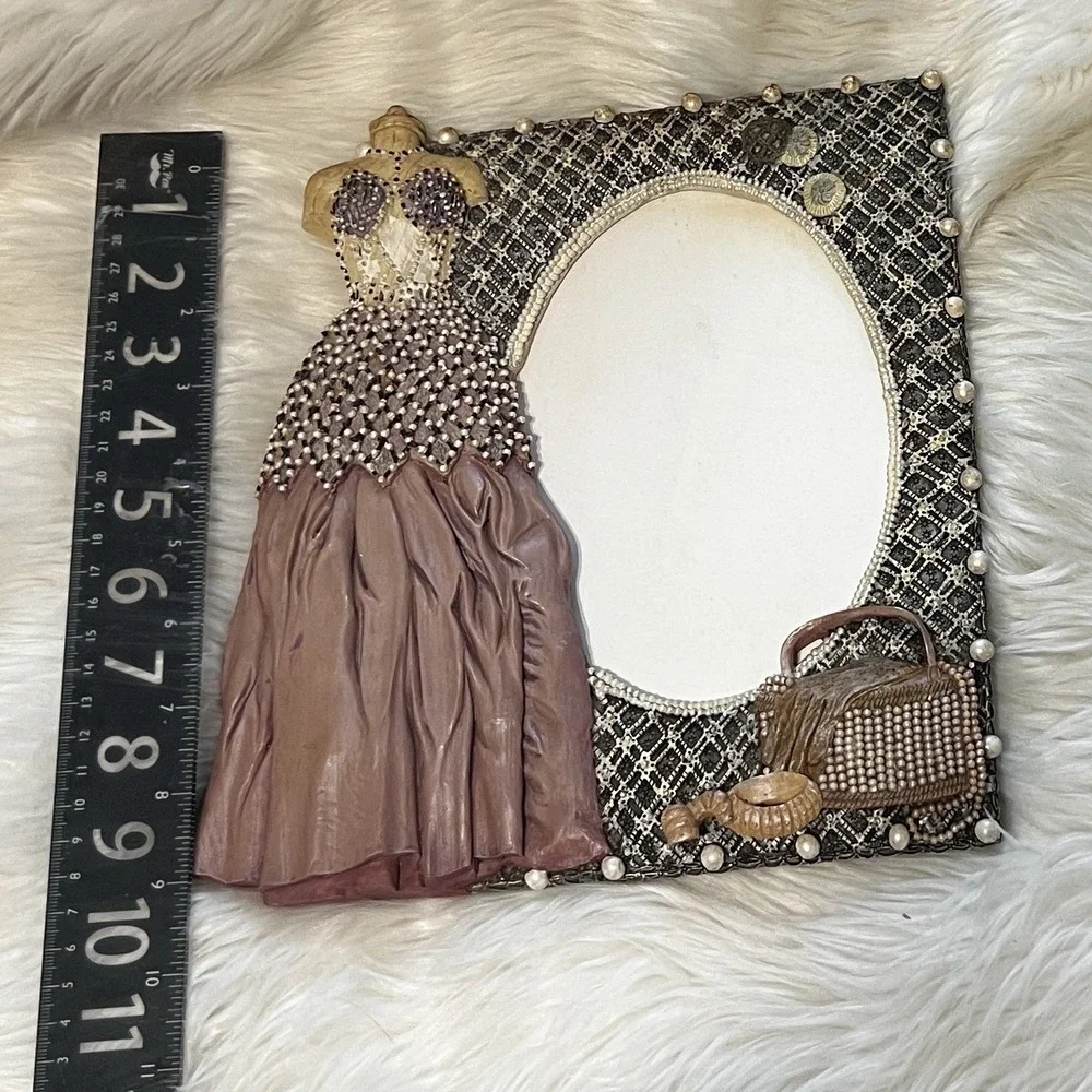 VTG 3D Victorian Style‎ Resin 5